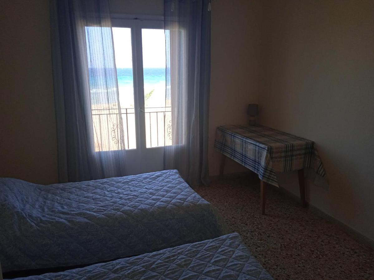 Apartment On The Beach Artemi Extérieur photo